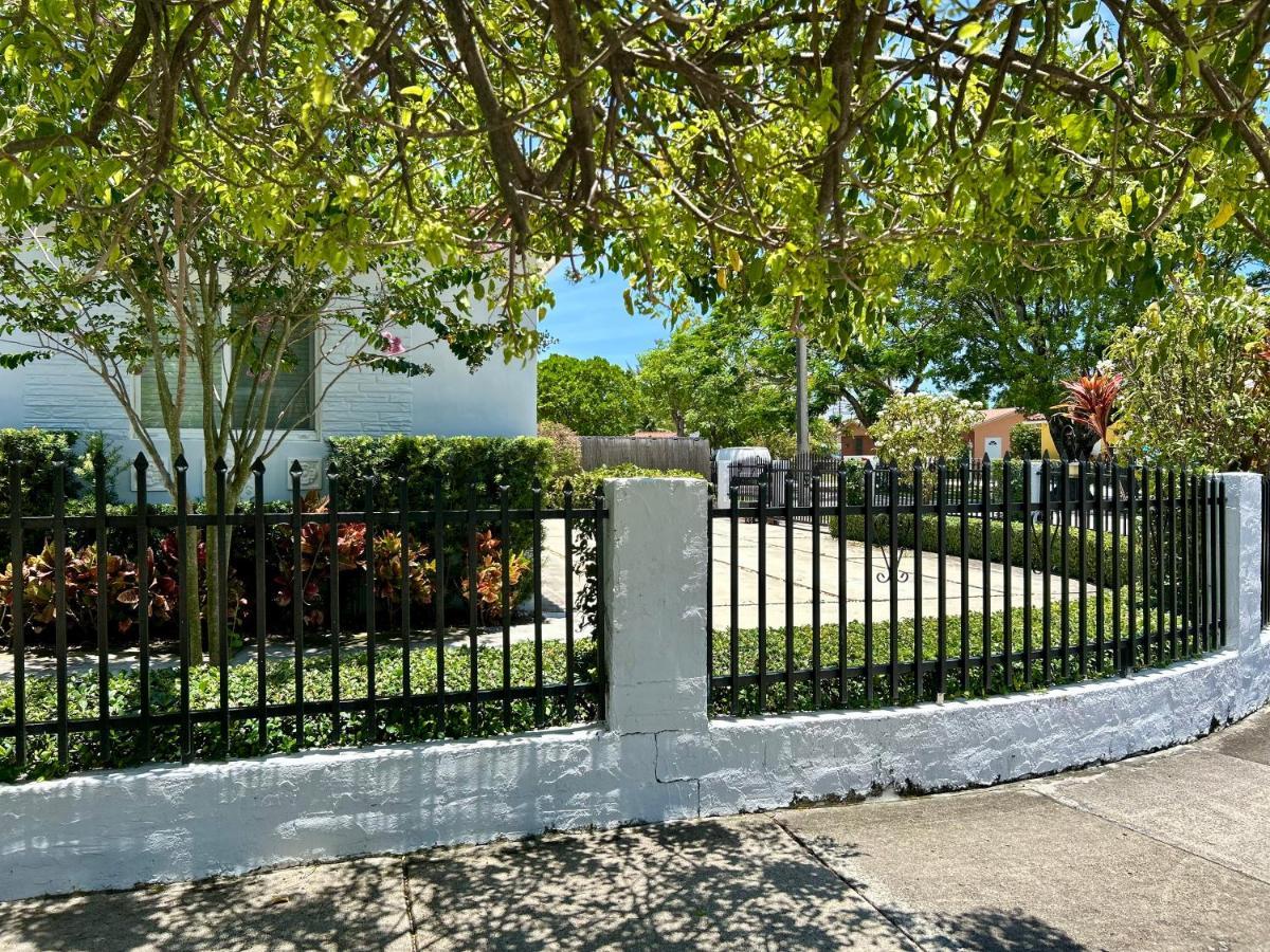 Main House 3 Bed 2 Bath & 1 Bed 1 Bath Hébergement de vacances *