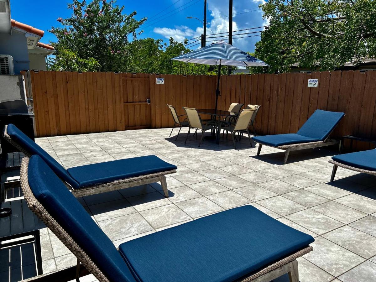 Hébergement de vacances Main House 3 Bed 2 Bath & 1 Bed 1 Bath *